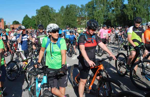 Ringsjön Runt medalj En exklusiv minnesplakett utdelas till alla deltagare efter fullgjord tur.