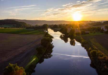 Cykelvägen längs Weser hör till de populäraste i Tyskland och den tar dig från Hann. Münden till Cuxhaven vid Nordsjön.