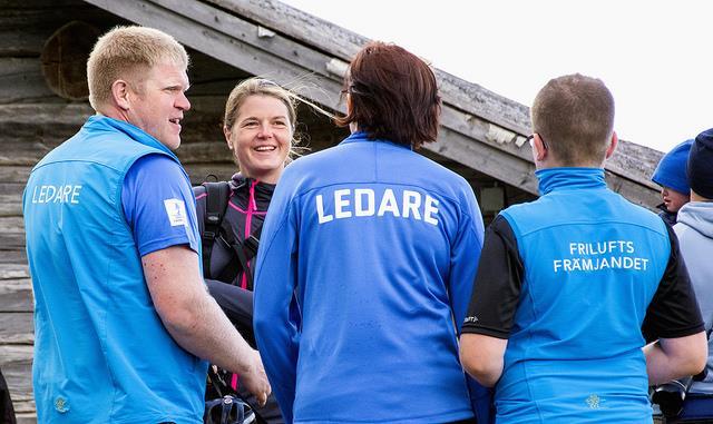 8 Ledare och förtroendevalda är grunden för all vår verksamhet. Varje år utbildar Friluftsfrämjandet flera hundra ledare till våra olika verksamheter.