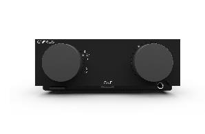 Cyrus - ONE series ONE 2-kanals förstärkare på 2x100w. ONE mäter av impedansen på högtalarna och justerar steget efter dem (SID).