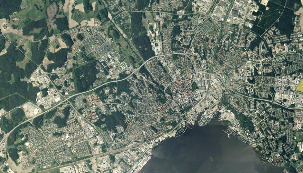 Brottberga Vallby Sätra Eriksborg Sätra Centrum Figur 1. Sätras utbredning i förhållande till befintliga områden. 1.2 Sätras läge i staden Stadsdelen Sätra ligger i nordvästra delen av Västerås 4 5 km från stadens centrala delar.