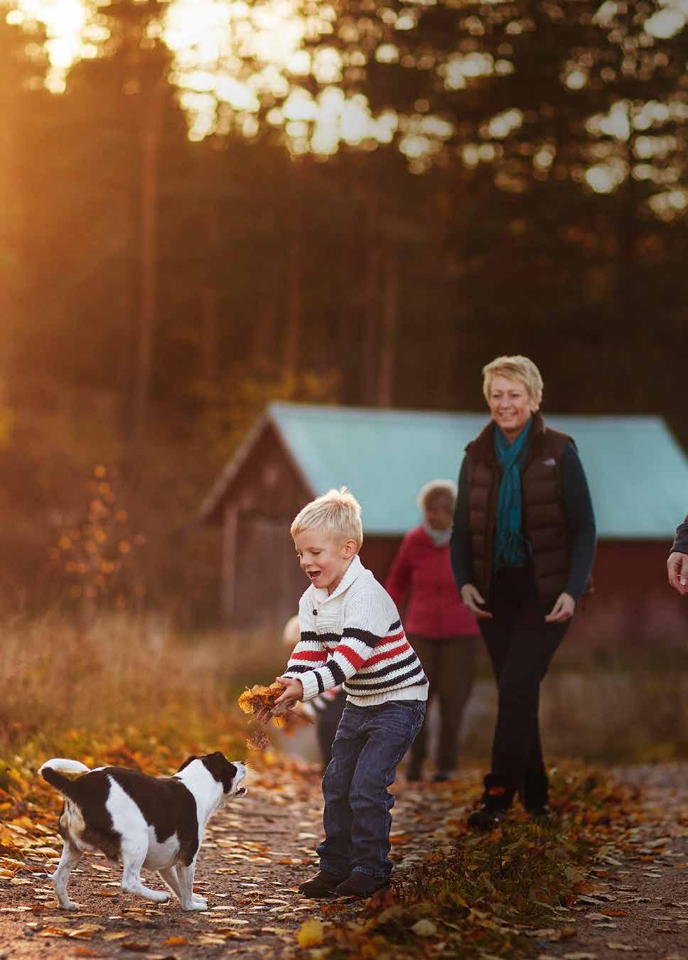 Relationer och långsiktighet skapar värde Genom värdeskapande relationer och långsiktigt agerande bygger Södra nästa generations skogsföretag.