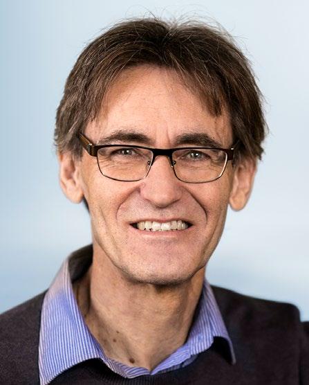 sektionsordförande SPF/Unionen Västra Försäljare. Utsedd: 2018 Huvudsaklig utbildning: Samhällsvetenskaplig gymnasieutbildning och Grafikskolan i Stockholm.
