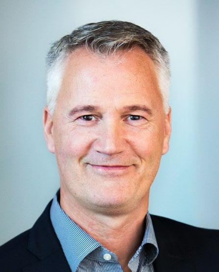FINANSIELL RAPPORTERING Företagsledning Hans Jungland, direktör verksamhetsområde Försäljning Född: 1965 Anställd: 2003 Utbildning och tidigare erfarenhet: