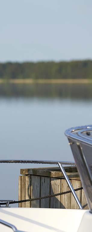 FLYTVÄSTAR FÖR VATTENSPORT För dig som åker vattenskidor, wakeboard eller vattensportar på annat sätt är det viktigt att ha en flytväst som sitter ordentligt på och som tål tuffa tag.