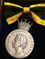 Till förbundets 40-årsjubileum, 1961, gav prinsessan Sibylla tillstånd att ta fram en kunglig medalj att tilldelas förtjänta personer inom förbundet men även till personer inom hörselvården.