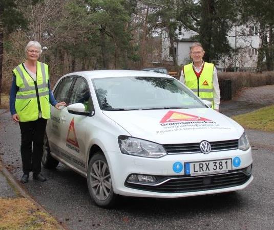 c. Bilens garagering Bostadsrättsföreningen Alviks Torn erbjuder mycket generöst Grannstöd Bromma att kostnadsfritt disponera en bilplats i garaget i Alviks Torn.