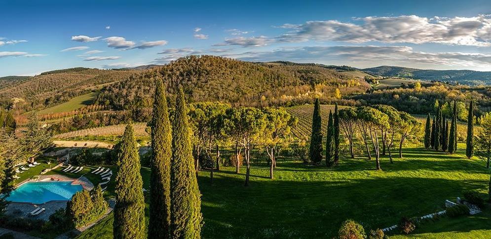 Torsdag eftermiddag Avfärd till Castello di