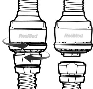 Koppla bort AirMini-slangen (endast N20 och AirFit P10 för AirMini) 1. Koppla bort ventilationsenheten från AirMini-slangen genom att försiktigt vrida och dra isär de två delarna.