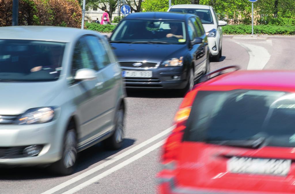 Sammanfattning Rapporten redovisar resultat från en undersökning som utvärderat effekterna av åtgärder för att minska vägtrafikbullret i ett bostadsområde i Örebro.