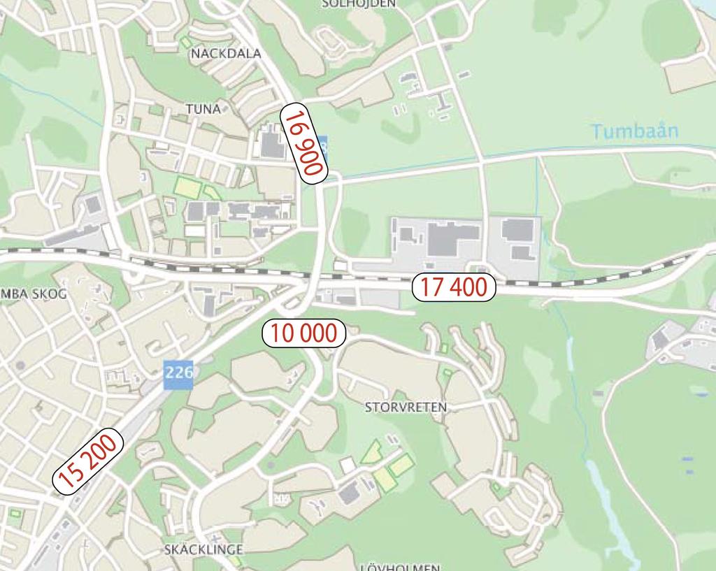 Gångavstånd till Tumba station från utredningsområdet på Harbrovägen är 1,1 km och från Bryggarvägen 800 meter. 2.