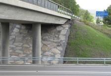 En föreslagen ny gång- och cykelväg binder samman Stockholmsvägen norrut till befintlig vägport vid Lund. Den föreslås korsa väg 181 öster om trafikplatsen.
