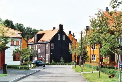 service. Jag fick göra den sammanhållande planen för helheten som sedan delades upp på olika byggherrar och arkitekter. Vi fick rita ett kvarter åt JM på 25 lägenheter.