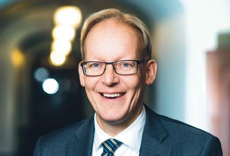 Huvudsponsorer Mattecentrum gör ett fantastiskt jobb för att lyfta mattekunskaperna hos unga och lägger på så sätt grunden för att fler söker vidare till högre utbildningar.