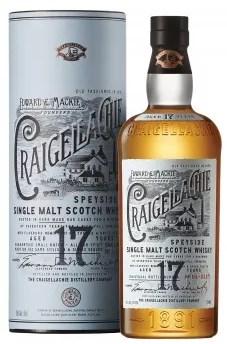 1. Craigellachie 17 YO Förutom att Craigellachie har ett väldigt speciellt namn, så är deras etikett ett riktigt mästerverk i gammal fin stil med sirliga bokstäver som