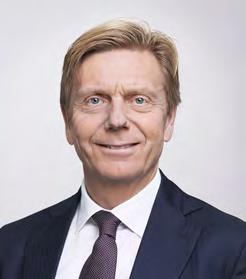 Tidigare erfarenhet: HR-chef Swedbank Large Corporates & Institutions, HR-chef Nordea Securities, HR-/chefsbefattningar Nordea Markets,