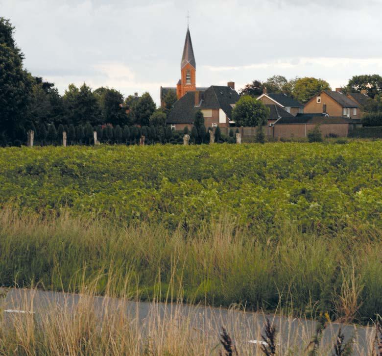 Dat kan zeker niet alleen achter een bureau. Als ambassadeur vertegenwoordig ik de gemeente en ga ik na wat wij (gemeente en inwoners) voor elkaar kunnen betekenen.