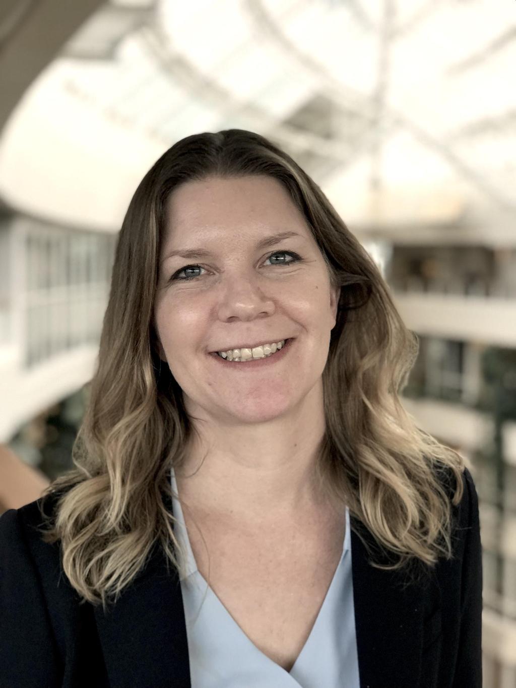 DIGITALT STÖD FÖR UNDERVISNING OCH UNDERVISINGSRELATERAT ARBETE Hanna Forsberg Lektor biologi, Stiftelsen Viktor Rydbergs