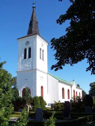 Södervidinge nuvarande kyrka från väster.