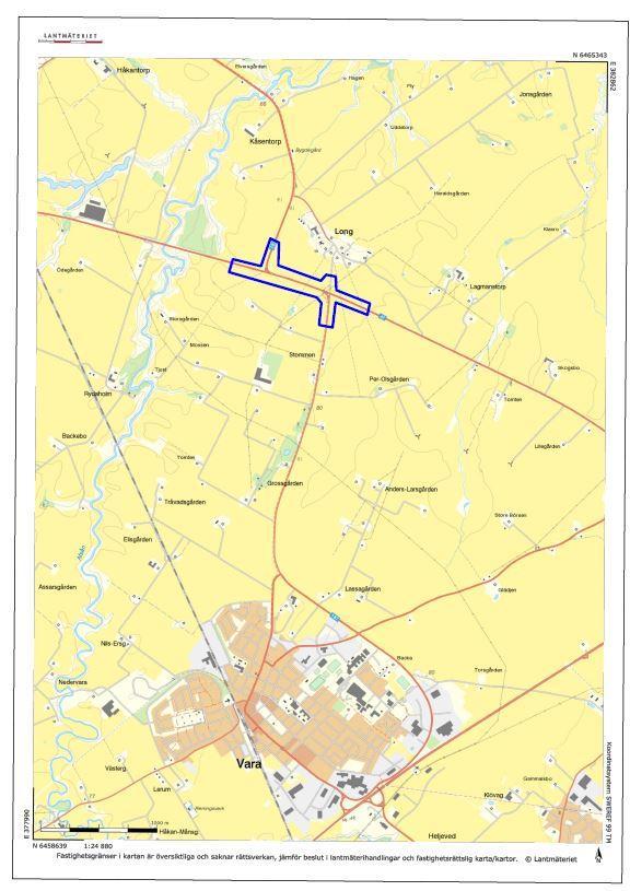 Presentation av projektet Norr om Vara centralort ansluter väg 187 till väg 47 söder om Long och delar sträckning i ca 600 meter innan en ny korsning delar vägarna.