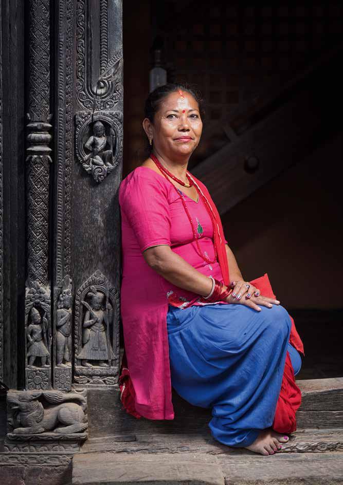 Mahili Nepali 50 år, smyckesdesigner, Kathmandu: Mitt modersmål är nepali.