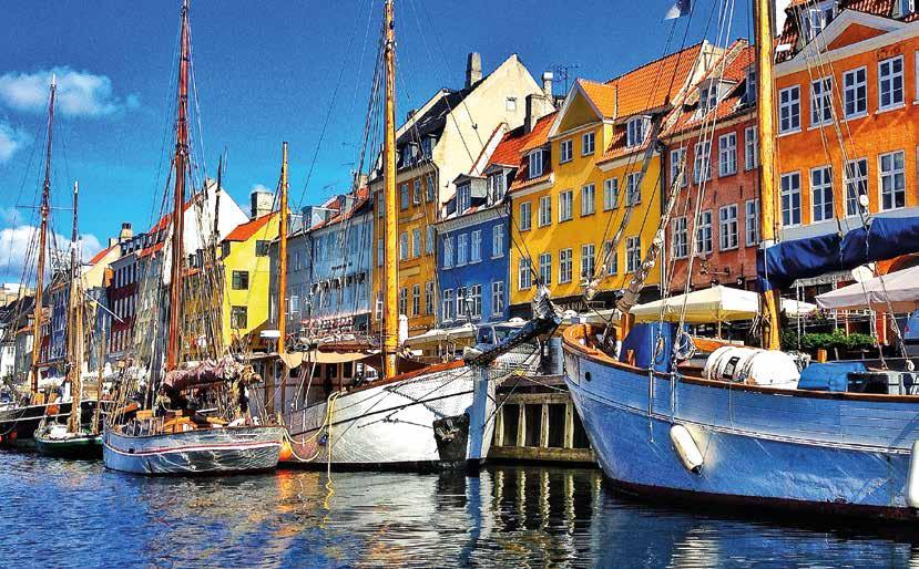 Översund i Danmark Med båten över sundet kan du göra två länder på en dag.