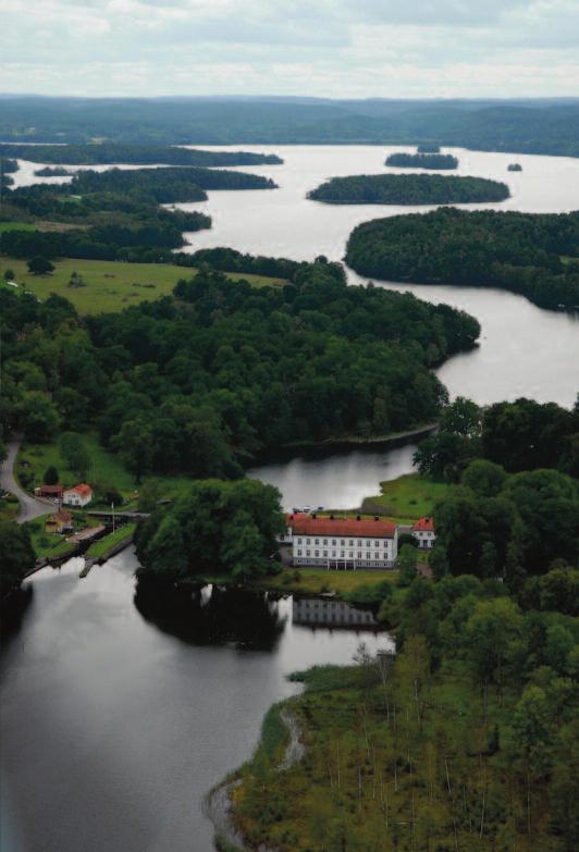 till Linköping och sjön Roxen. Tanken var att dra nytta av den befintliga Stångån, sammanbinda Rängen-sjöarna, Järnlunden och Åsunden.
