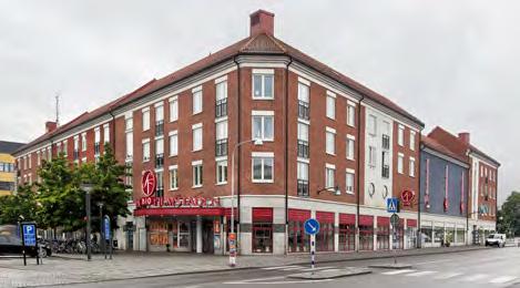 7 Kv. Oxdragaren/Filmstaden Kvarteret består av en byggnad, som har delats upp i tre hus mot Oxtorget och Storgatan. Det är ett typiskt centrumkvarter med affärer, biograf, verksamheter och bostäder.
