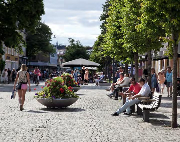 17 Storgatan En levande stadskärna är en förutsättning för en livskraftig stad. Stadskärnans stora omvandling startade 1986 med utbyggnaden av gågatusystemet.