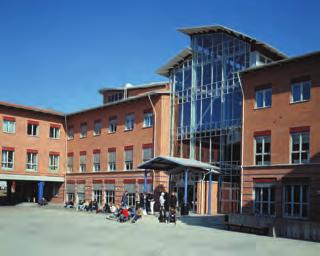 49 Biblioteket 1995 Biblioteket projekterades 1993, som den första nya högskolebyggnaden efter huvudbyggnaden. Projektet blev en nystart för högskolan och campus.