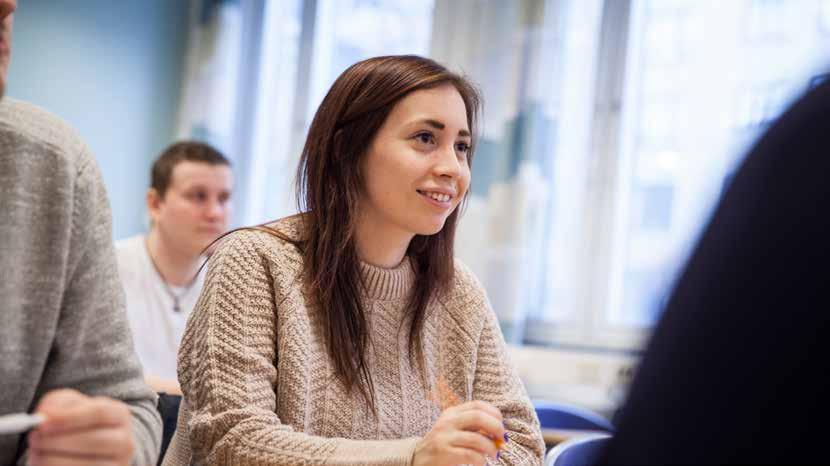 Särskild behörighet och meritpoäng Många eftergymnasiala utbildningar på universitet, högskola och yrkeshögskola kräver att du har fördjupade kunskaper inom vissa ämnen.