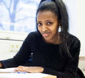 Ekonomiassistent Kurspaket 500 poäng Poäng: 500 poäng Förkunskaper: Grundskola eller motsvarande Kursform: Klassrum eller distans, 100 % studietakt Utbildningens längd: 1 termin Start och slut: 5