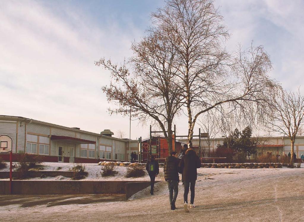 NORGÅRDENSKOLAN 7 9 405 elever Norgårdenskolan är skolan där eleverna rustas för framtiden genom kompetent och engagerad personal, höga förväntningar på alla, ämnesövergripande arbetssätt samt ett