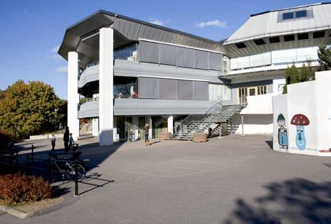 I vår skola jobbar vi för att eleverna ska känna sig delaktiga och bekräftade så att de vågar gå sina egna vägar i livet.