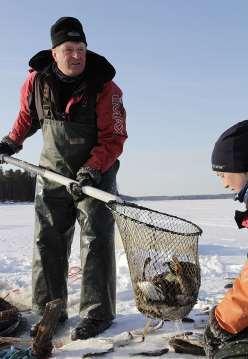 Områden lämpliga för kommersiellt fiske Ska enligt lagen definieras i nyttjandeoch vårdplanen Lagen ger ändå inga riktlinjer för hur detta ska göras Varför ska dessa definieras?