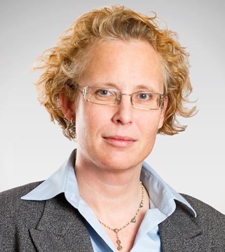 Björn Örås har varit styrelseordförande i Dedicare sedan 2007. Övriga uppdrag/befattningar: Styrelseordförande och huvudägare i bl.a. följande bolag; Poolia AB (publ), Bro hof Slott GC.