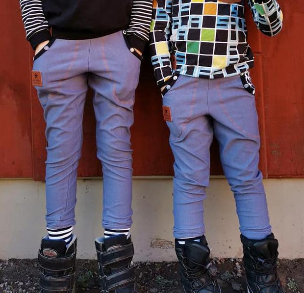 Slim fit joggers child Alternativ för ficka. Storlek 80-164 Detta mönster är upphovsrättsskyddat av Made by Runi. Du får skriva ut kopior av PDF filen för eget privat bruk.