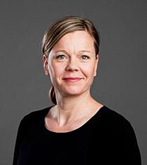 näringsministeriet. Hon har skött olika uppdrag vid arbets- och näringsministeriet i tjugo år. Kommerserådet Johanna AlaNikkola har varit medlem i bolagets styrelse sedan 30.3.2012.