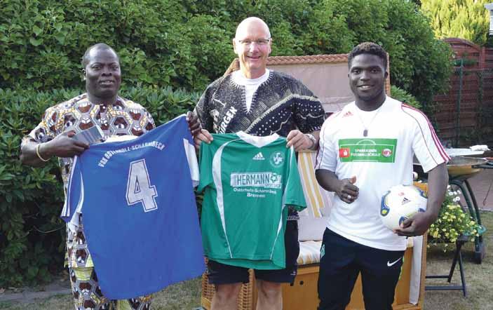 FUSSBALL VSK als Partner im Sport für mehr Chancen in Benin Jürgen Grimm engagiert sich seit vielen Jahren im VSK Osterholz- Scharmbeck für die Fußballer der VSK-Handicapper, Fußballerinnen und