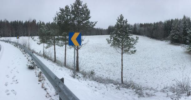 Fortsatta utredningar om detta kan behövas. Inom berört område är det stora nivåskillnader, se bilder. Detta kan påverka hur väganslutningen anpassas till landskapsbilden.