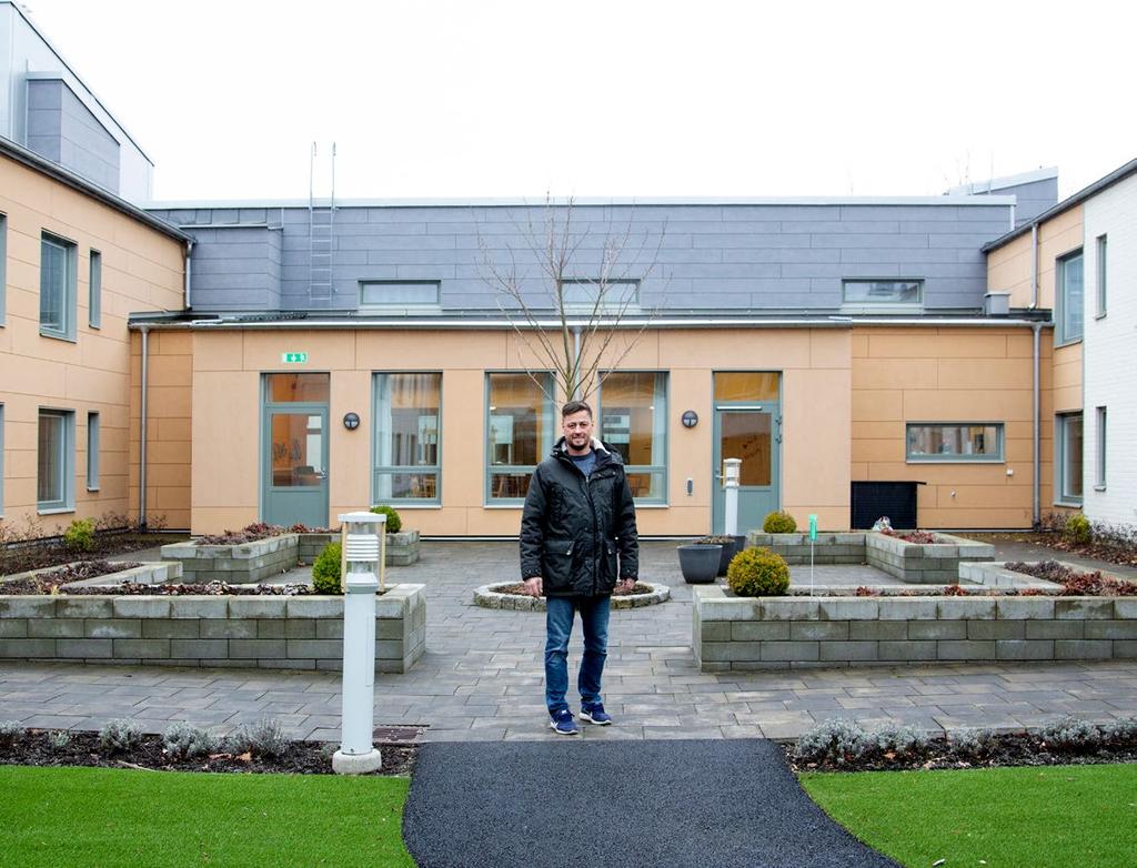 I partneringprojekt möts nyckelpersoner från de deltagande parterna över traditionella företagsgränser och bildar en gemensam organisation som arbetar tillsammans genom hela projektet.