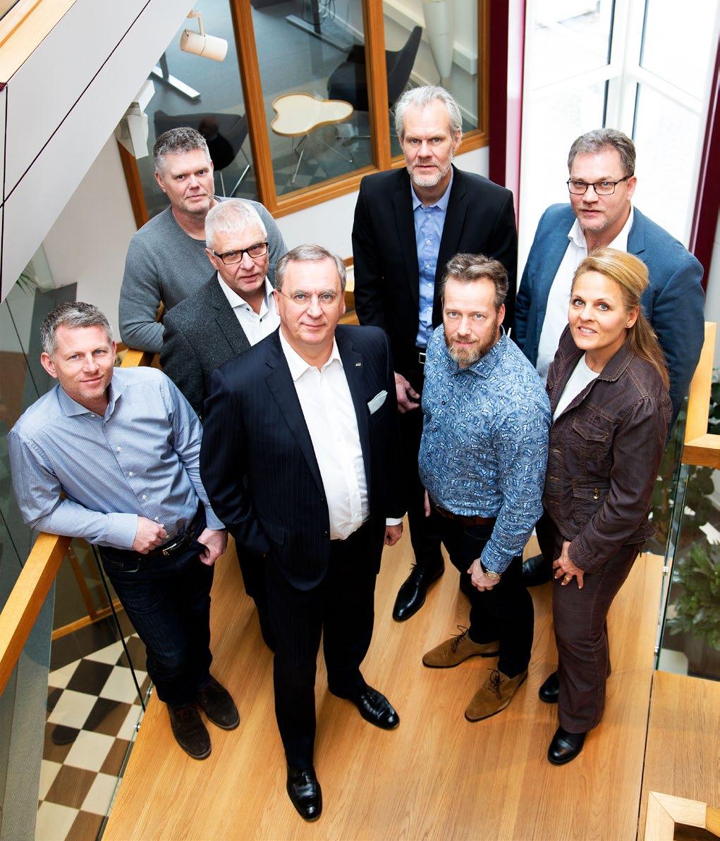 Från vänster: Peter Axelsson, regionchef Mälardalen, Johan Persson, affärsområdeschef JSB Bostad, Jan Johansson