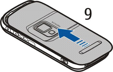 6. Skjut tillbaka bakstycket (9). Installera ett minneskort Telefonens microsd-kort (medföljer telefonen) innehåller fördefinierade ringsignaler, teman, toner och grafik.