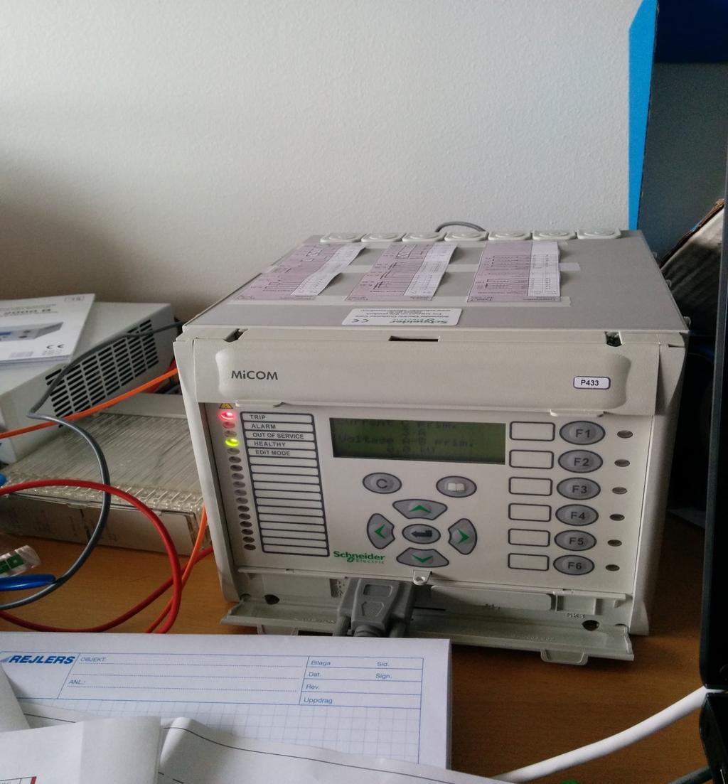 5 Reläskyddet och dess inställningar Reläskyddet som användes var en Micom P433. Micoms 30-serie är reläskydd som har utvecklats för att fungera som distansskydd.