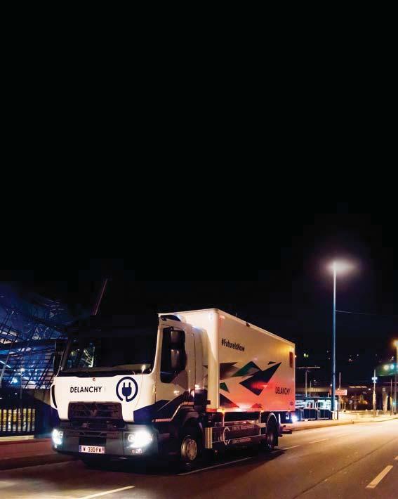 EN GLOBAL KONCERN 2018 AFFÄRSMODELL KUNDER Renault Trucks D Electric TYSTNAD TACK VI LEVERERAR Delanchy Group, som specialiserat sig på att transportera färskvaror, använder en helt elektrisk Renault