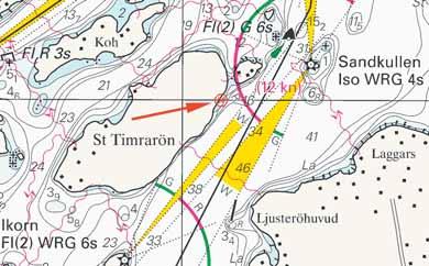 Nr 128 4 Maximum recommended draught have been adjusted to 10,8 metres. Amend swept area 11,1 m (1991) to 11,8 (2006) 62-24,08N 17-23,94E Gasolkajen Sjöfartsverket Norrköping. Publ.