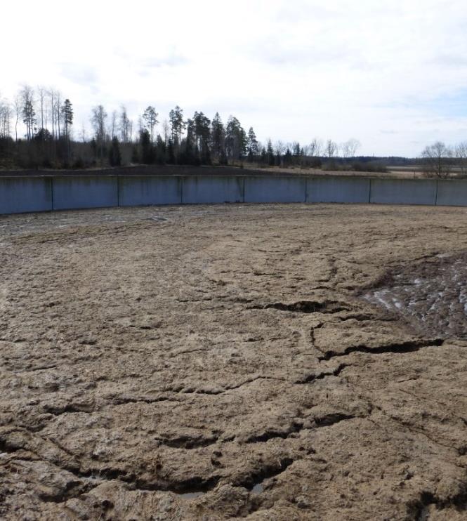 VÄXTHUSGASFÖRLUSTER VID LAGRING OCH SPRIDNING AV STALLGÖDSEL Optimal gödselhantering ur klimatsynpunkt Lena Rodhe