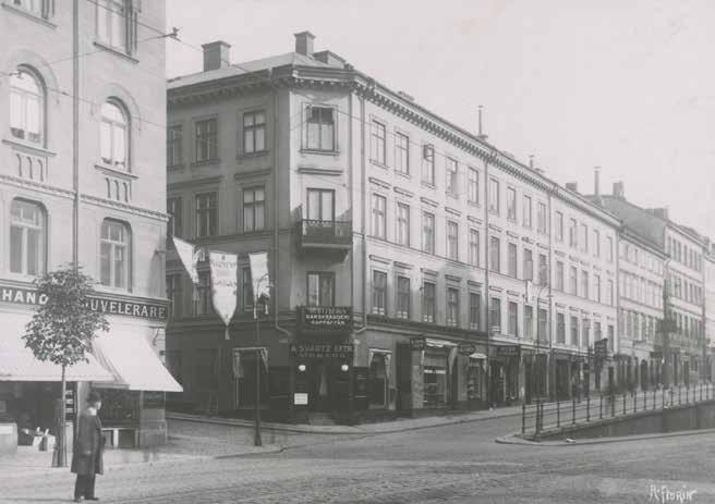 ORMEN MINDRE 9 I BÖRJAN AV 1900-TALET. FOTO A. FLORIN, SSM FA 29118. Fastigheten har en intressant och omväxlingsrik historia som spänner från bageri till bostäder för den övre medelklassen.