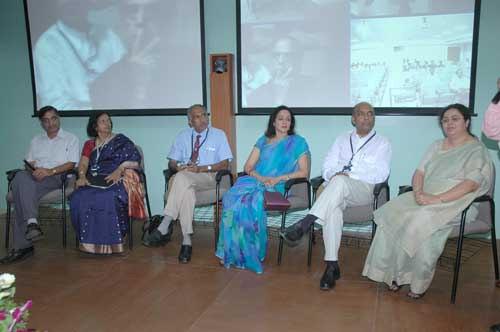 As part of the celebrations, a National Seminar on VISION for Children was organized in LV Prasad Eye Institute Bhubaneswar on 10 th October 2007.