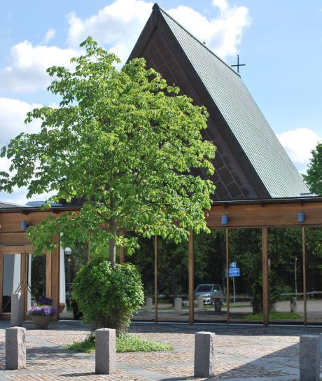 Onsdag 29/5 Lördag 15/6 13:00 Dövgudstjänst 17:00 Familjemässa Välkommen till Östra Torsås kyrka kl 18.